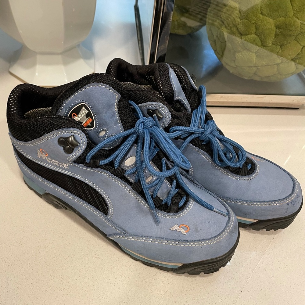 Mountain Gear men’s 9.5